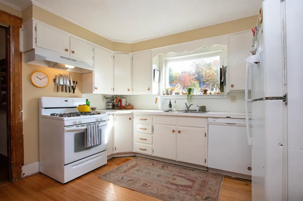 225 Charles Street Lyndon VT 05851