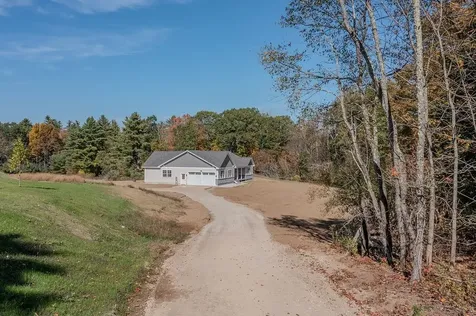 384 North River Road Epping NH 03042