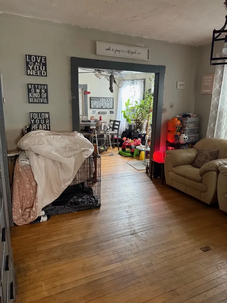 6 Ray Street Manchester NH 03104