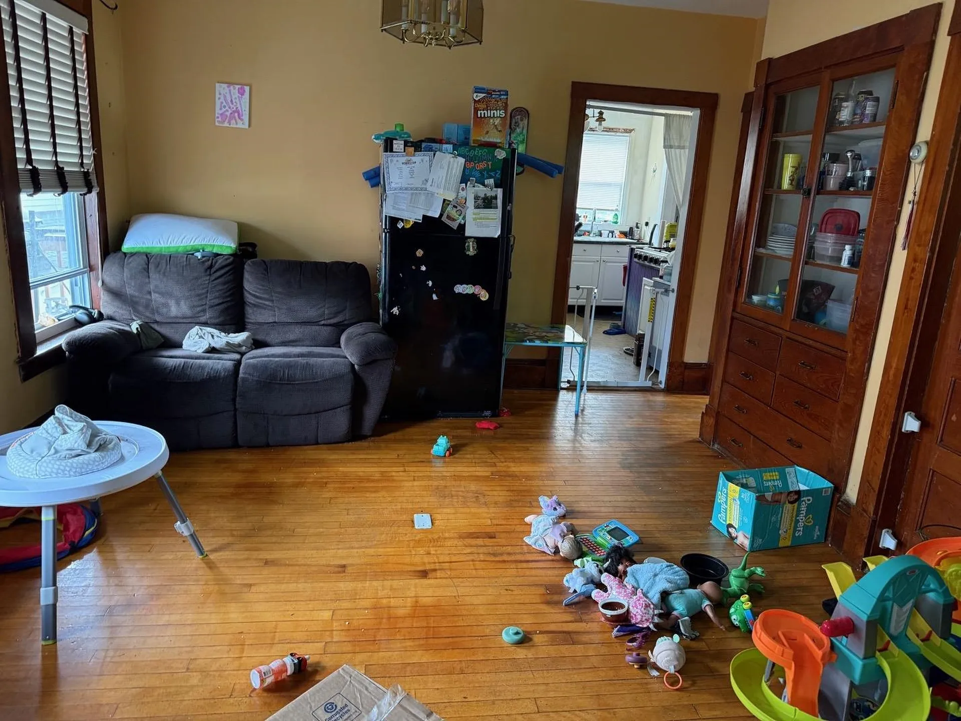 6 Ray Street Manchester NH 03104