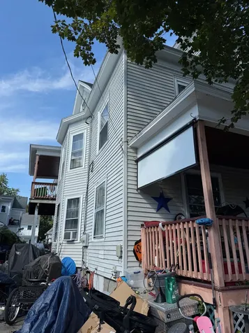 6 Ray Street Manchester NH 03104