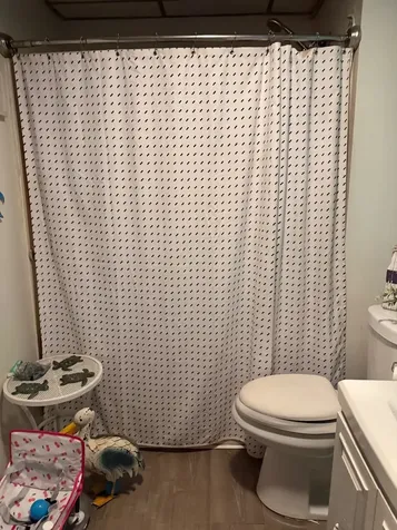 6 Ray Street Manchester NH 03104