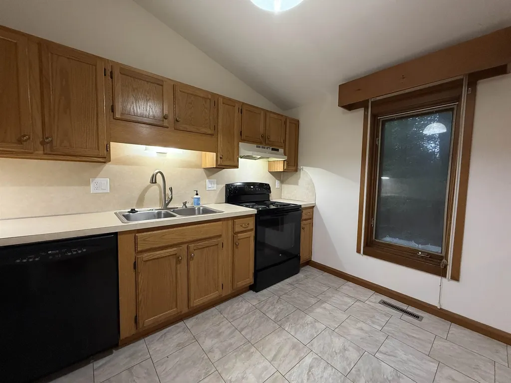 19 Cypress Road Milford NH 03055