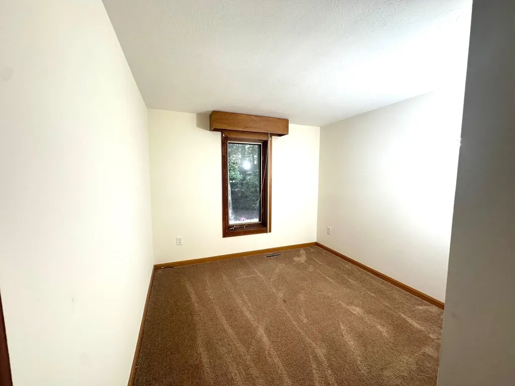 19 Cypress Road Milford NH 03055