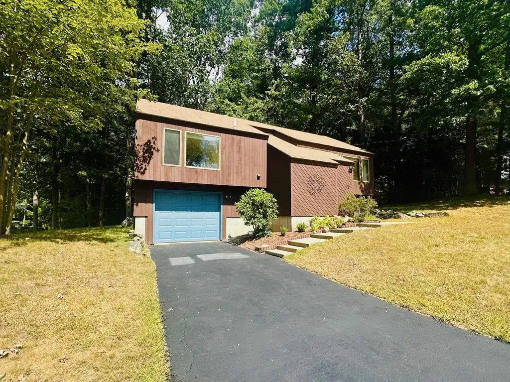 19 Cypress Road Milford NH 03055