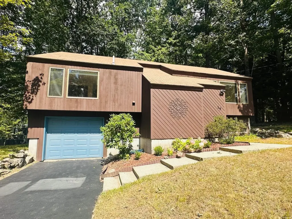 19 Cypress Road Milford NH 03055