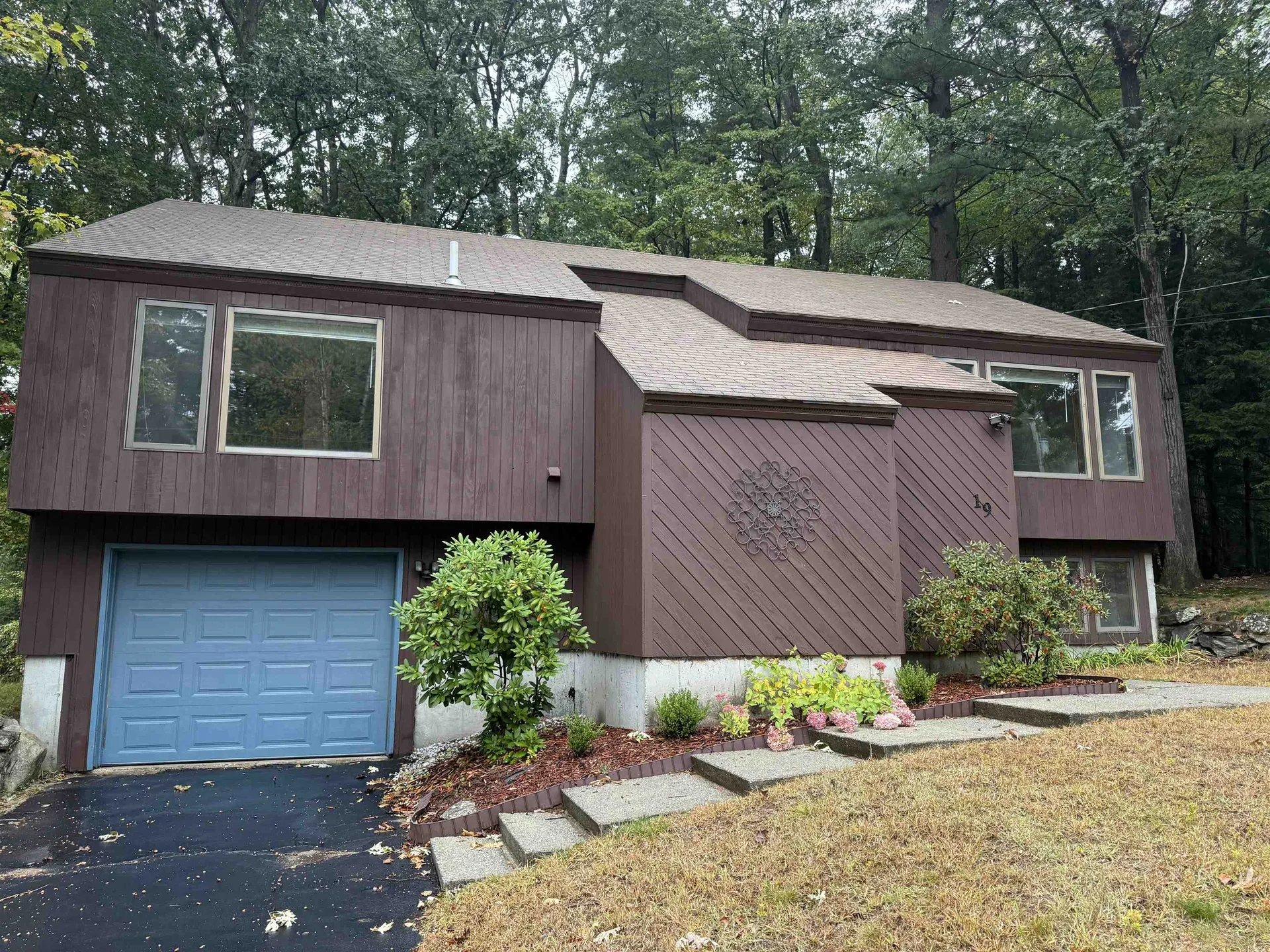 19 Cypress Road Milford NH 03055