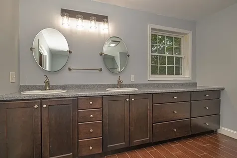 384 Cross Road Rochester NH 03867