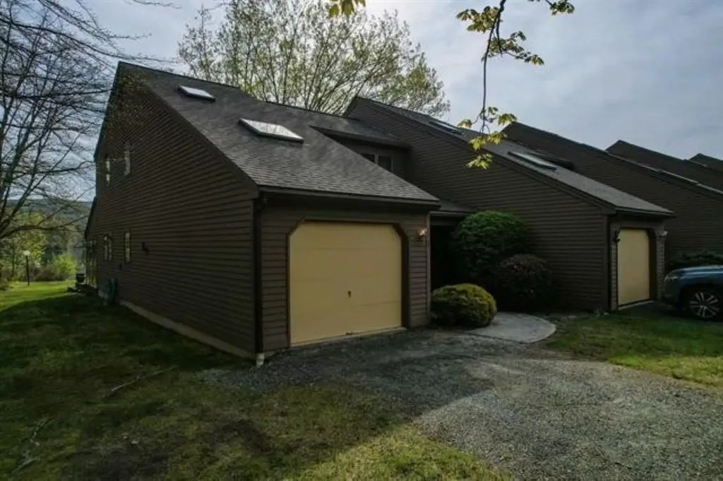 15 Manor Estate Drive Bristol NH 03222