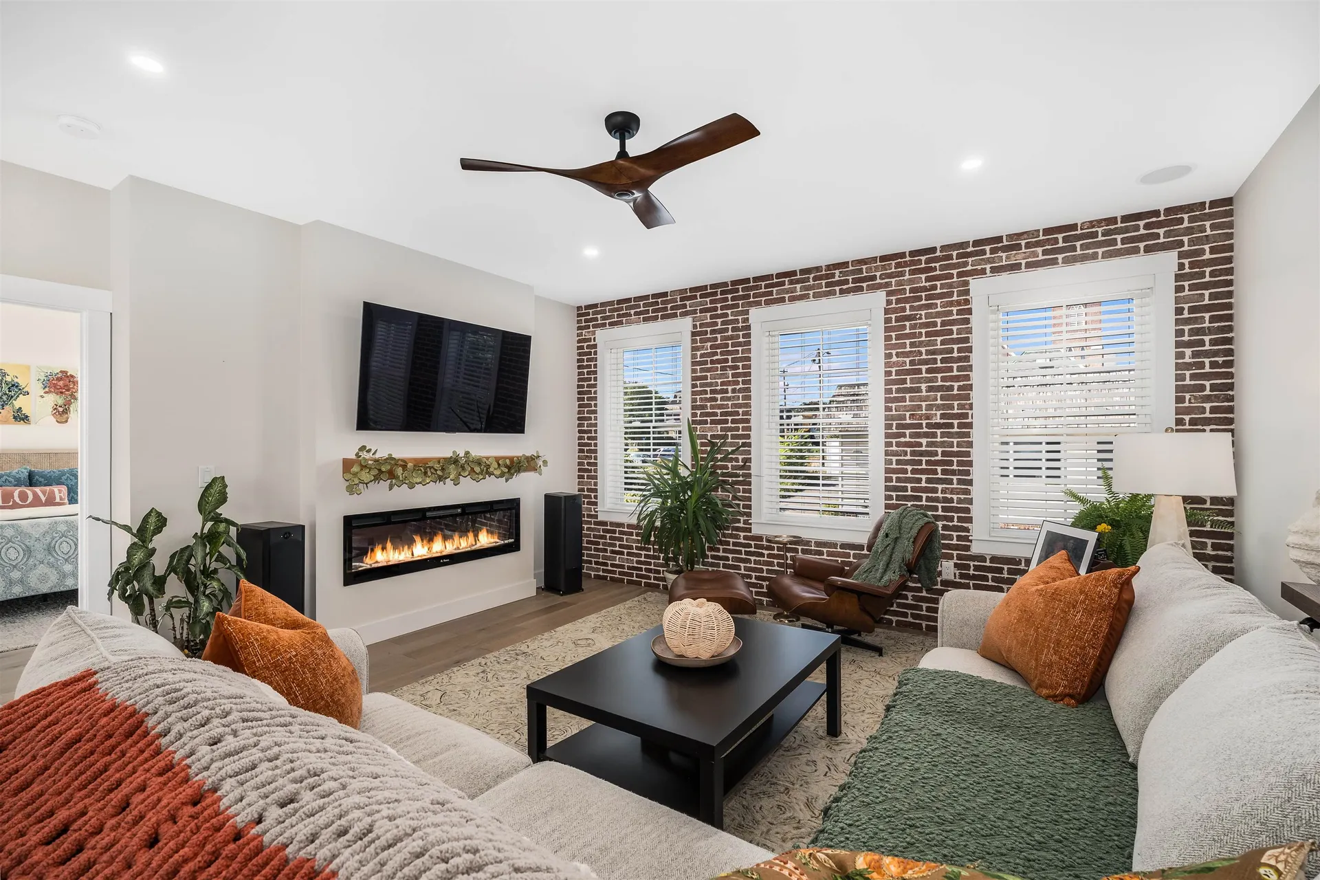 87 South Main Street Concord NH 03301-4828