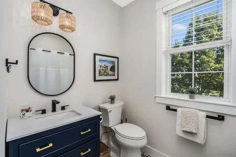 87 South Main Street Concord NH 03301-4828