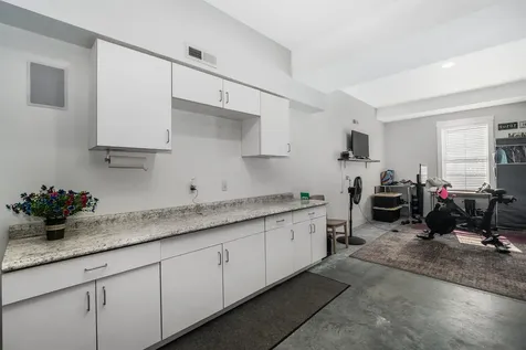 87 South Main Street Concord NH 03301-4828