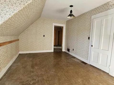 104 Vt 5a Burke VT 05871