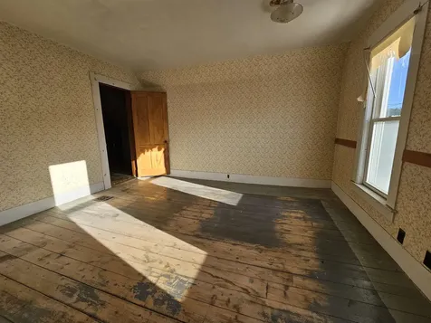 104 Vt 5a Burke VT 05871