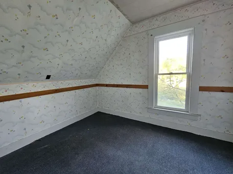 104 Vt 5a Burke VT 05871