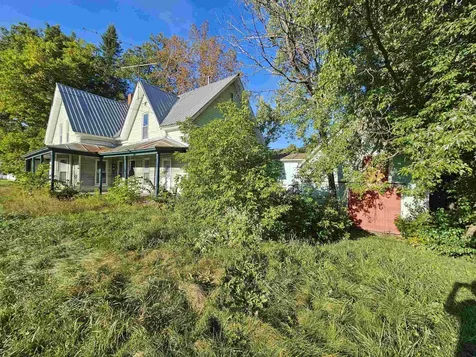 104 Vt 5a Burke VT 05871