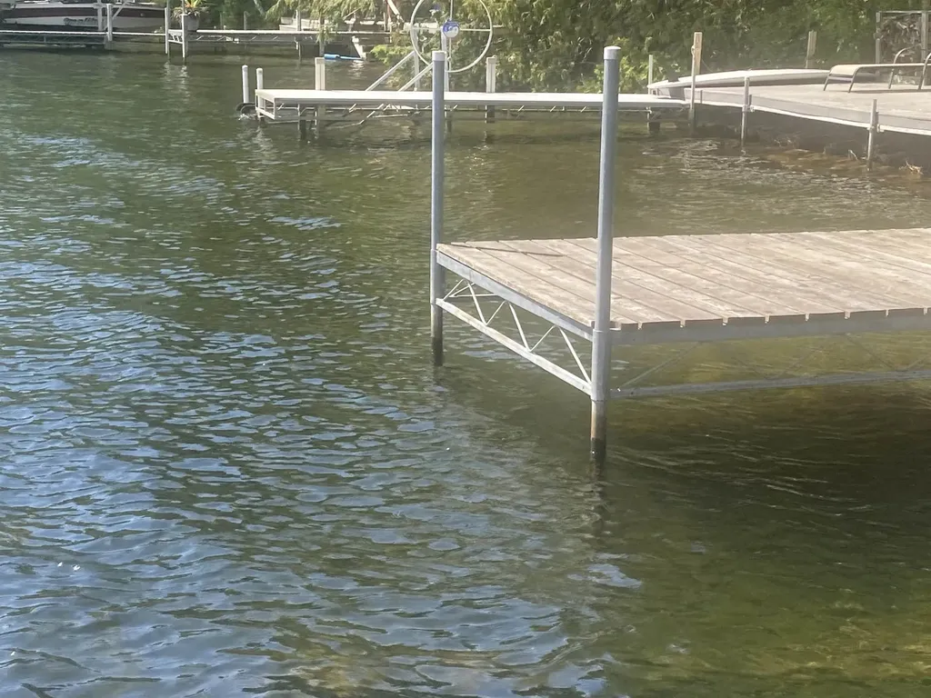 53 Lakeview Drive Leicester VT 05733