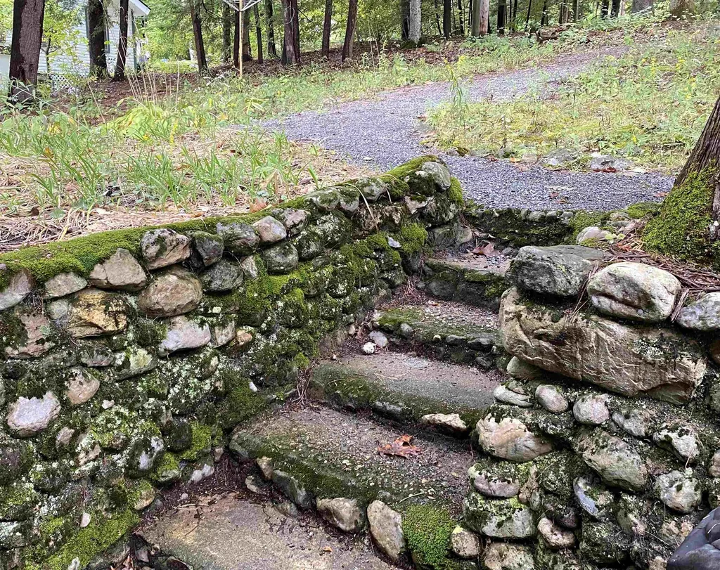 53 Lakeview Drive Leicester VT 05733