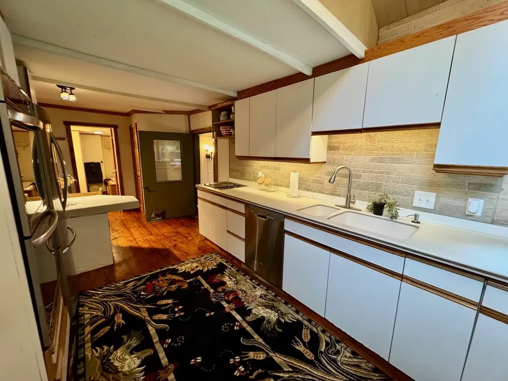 715 Chase Road Windham VT 05359