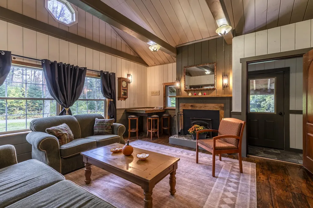 715 Chase Road Windham VT 05359