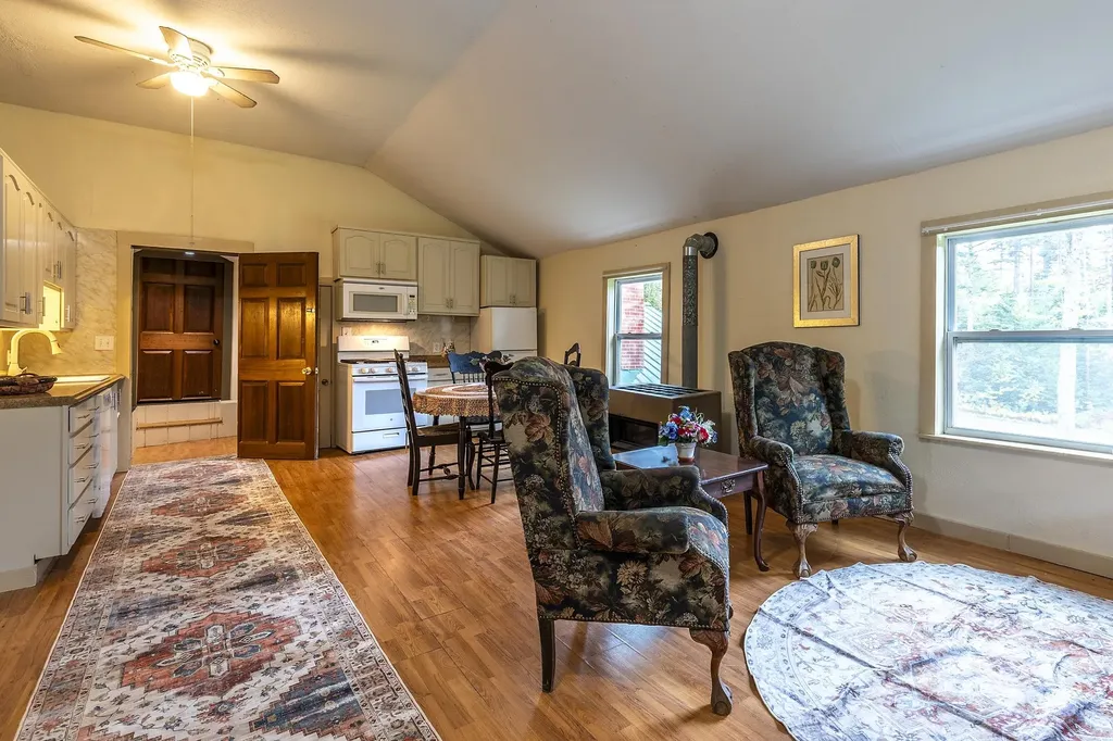 715 Chase Road Windham VT 05359