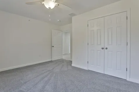 23 Autumn Lane Raymond NH 03077