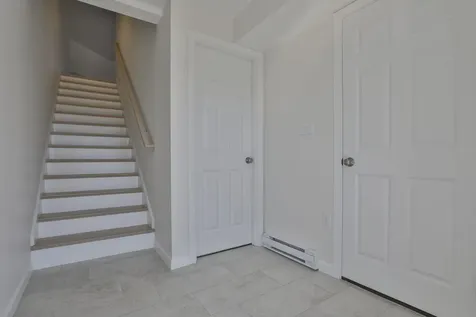 23 Autumn Lane Raymond NH 03077