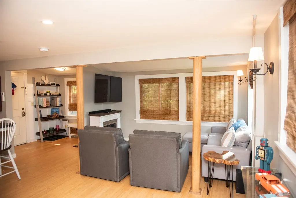 7 Maple Avenue Northwood NH 03261