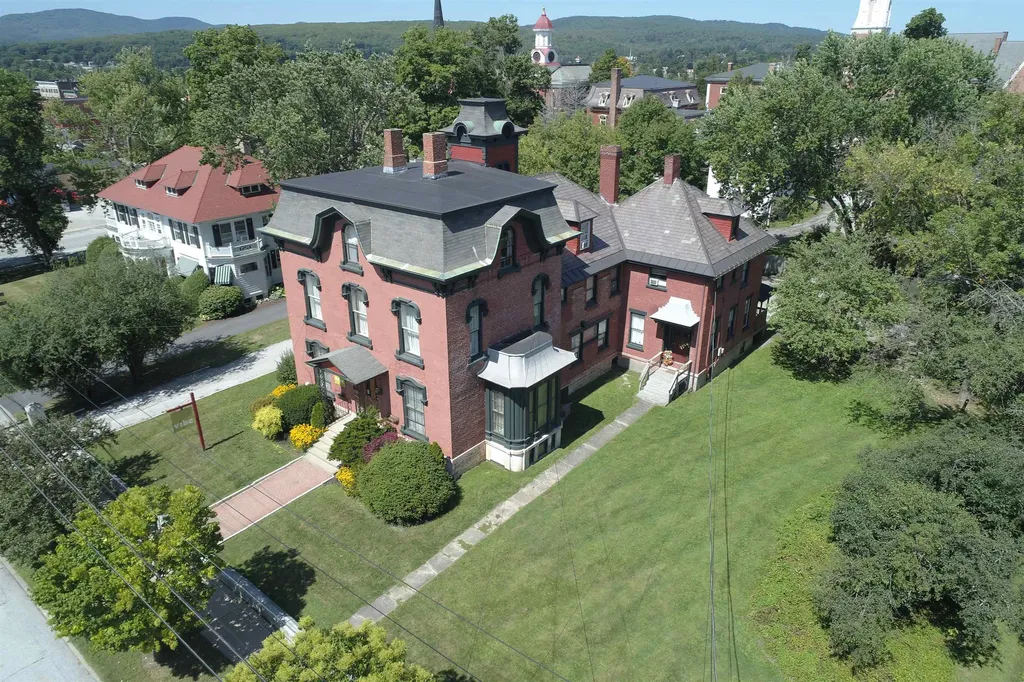 23 Washington Street Rutland City VT 05701