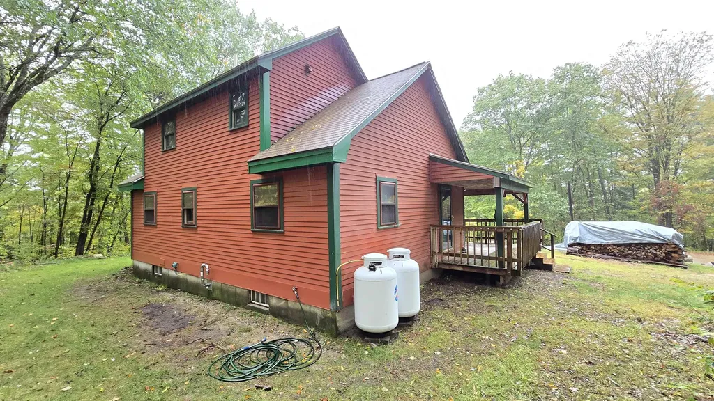 271 Concord Stage Road Weare NH 03281