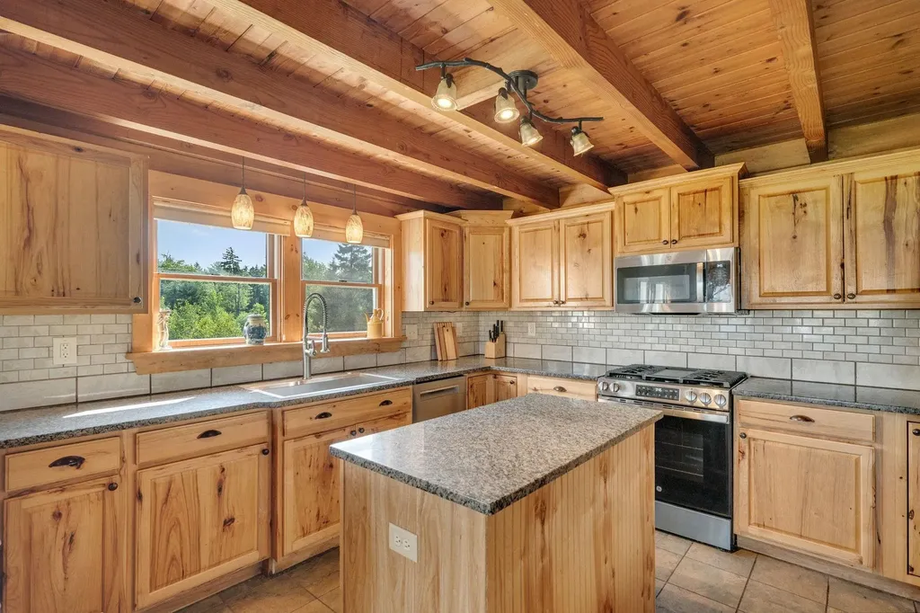 51 Belcher Road Roxbury VT 05669