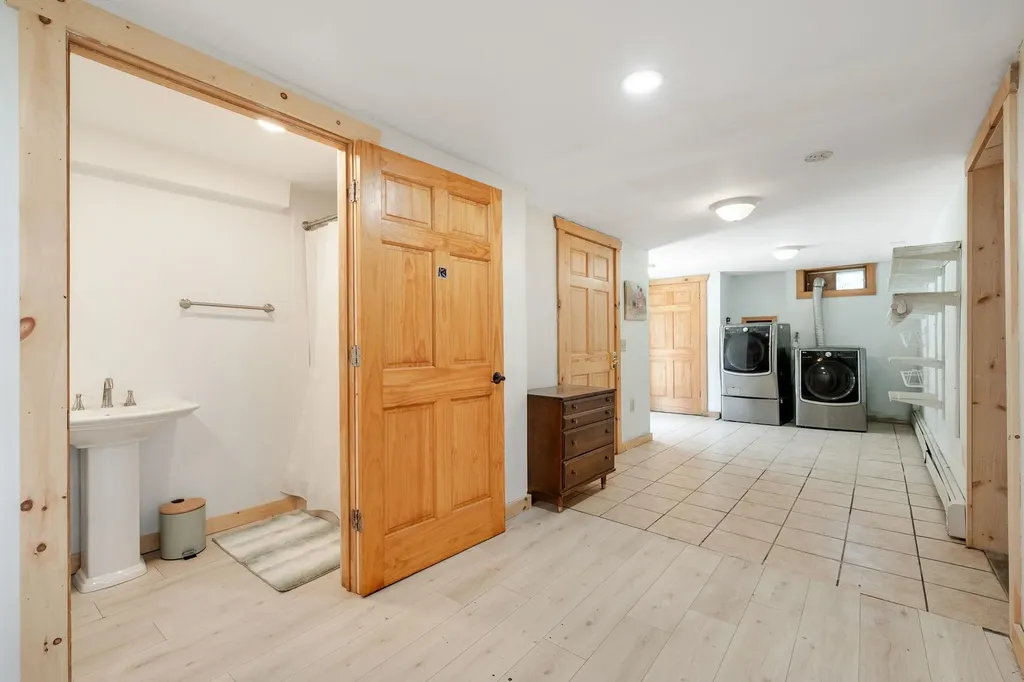51 Belcher Road Roxbury VT 05669