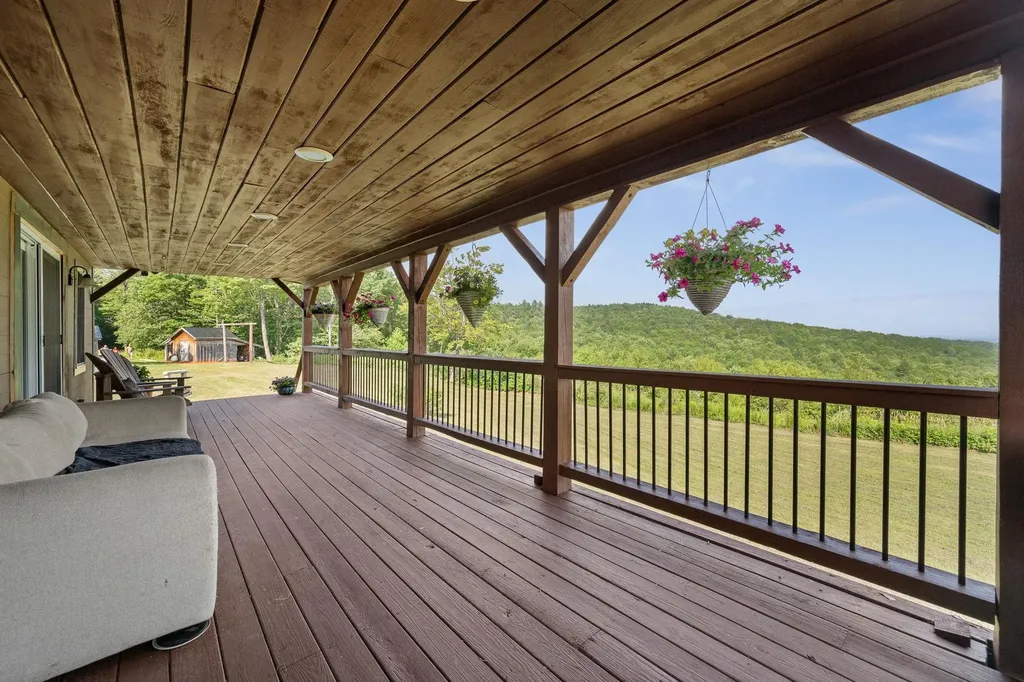 51 Belcher Road Roxbury VT 05669