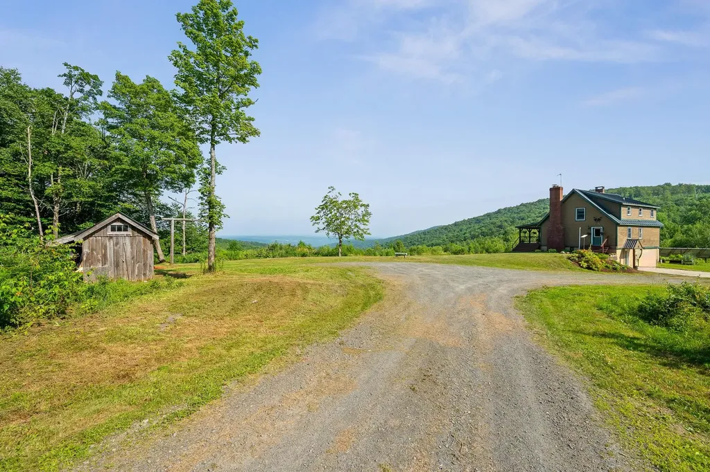 51 Belcher Road Roxbury VT 05669