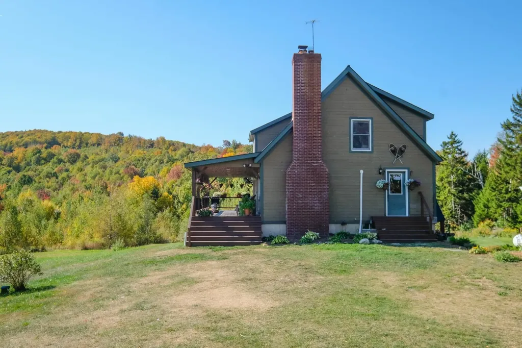 51 Belcher Road Roxbury VT 05669