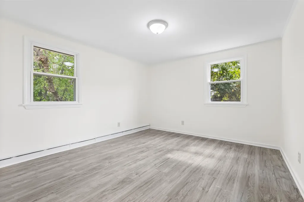 133 Bismark Street Manchester NH 03102