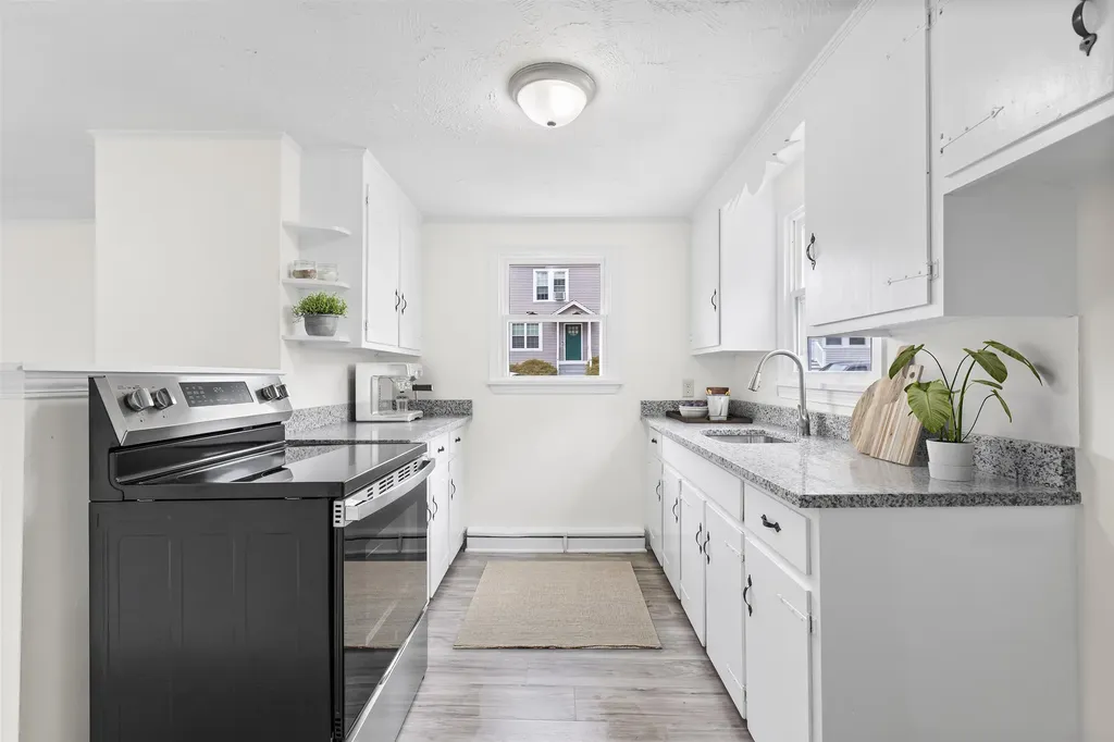 133 Bismark Street Manchester NH 03102