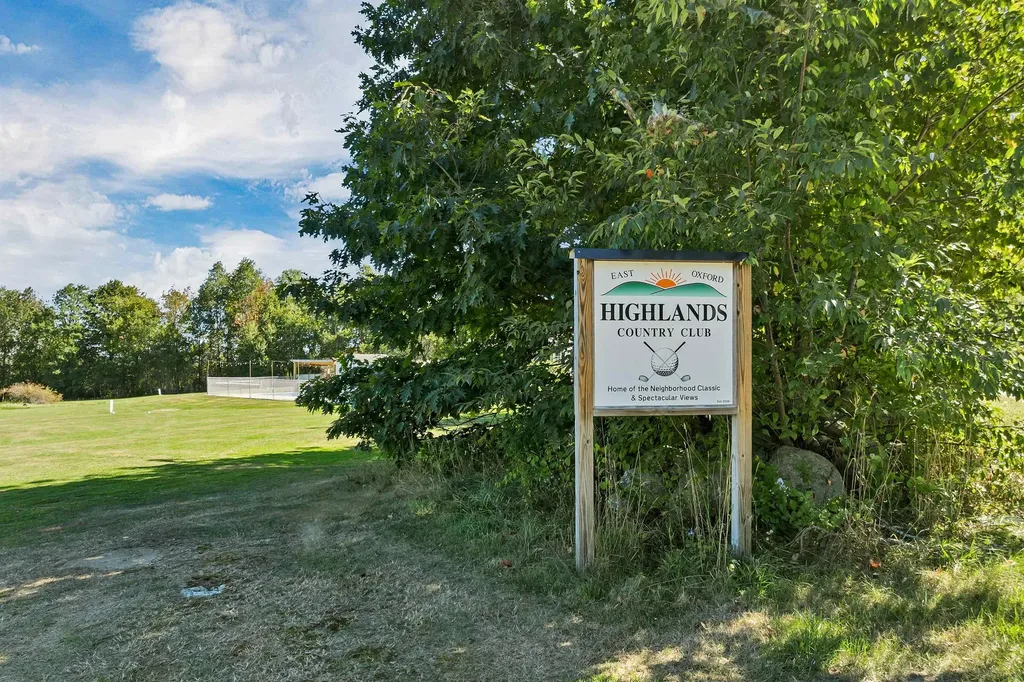 22 N Town Farm Road Oxford ME 04270