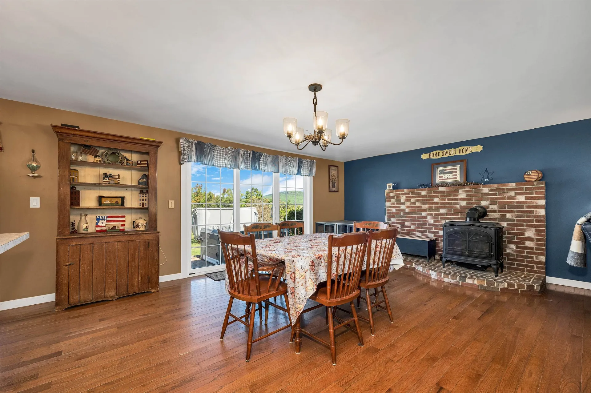 22 N Town Farm Road Oxford ME 04270