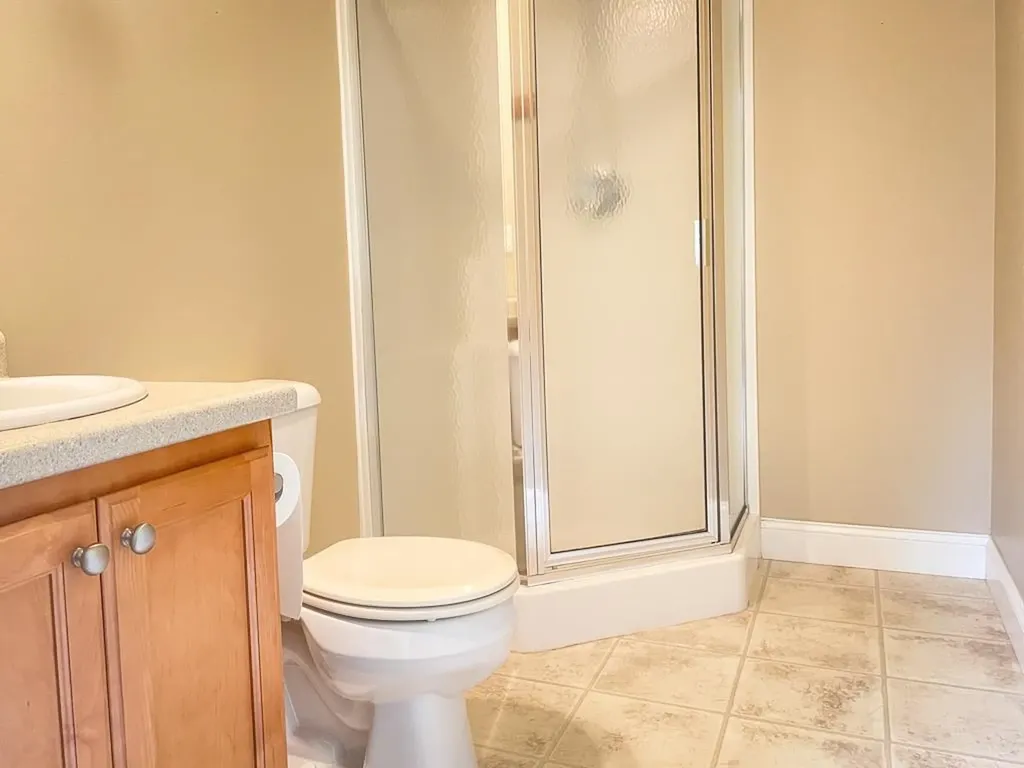 302 Southfield Lane Peterborough NH 03458