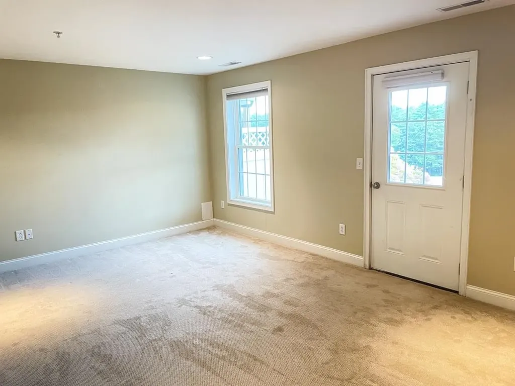 302 Southfield Lane Peterborough NH 03458