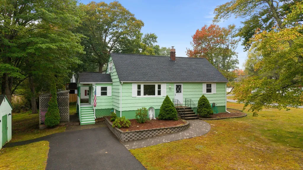 25 Marie Avenue Salem NH 03079