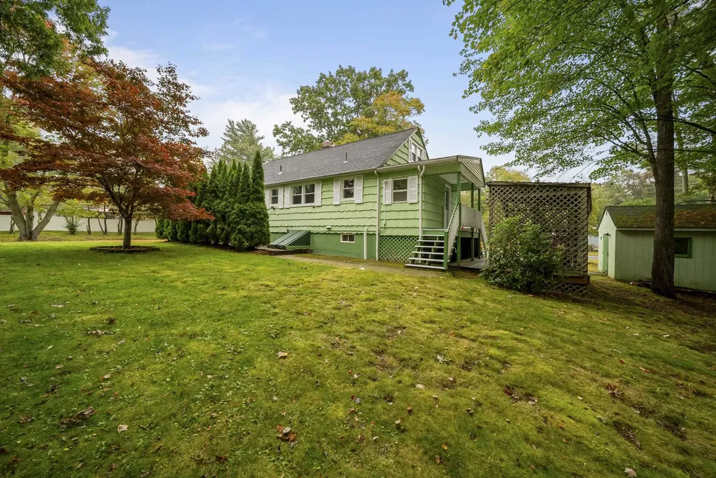 25 Marie Avenue Salem NH 03079