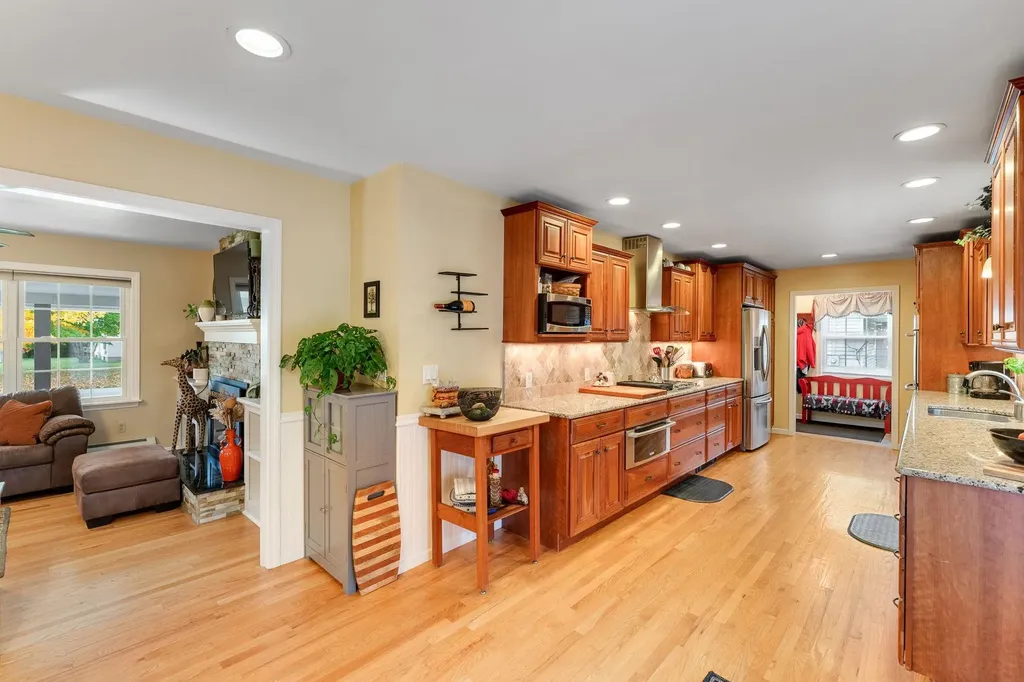 174 Cobbleview Drive Colchester VT 05446