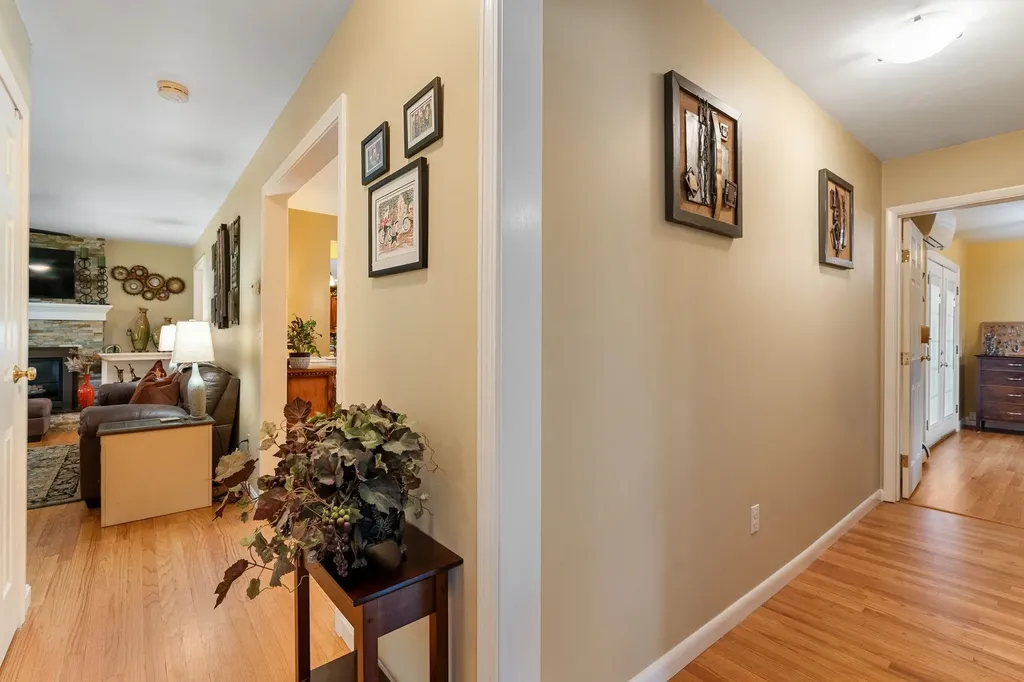 174 Cobbleview Drive Colchester VT 05446