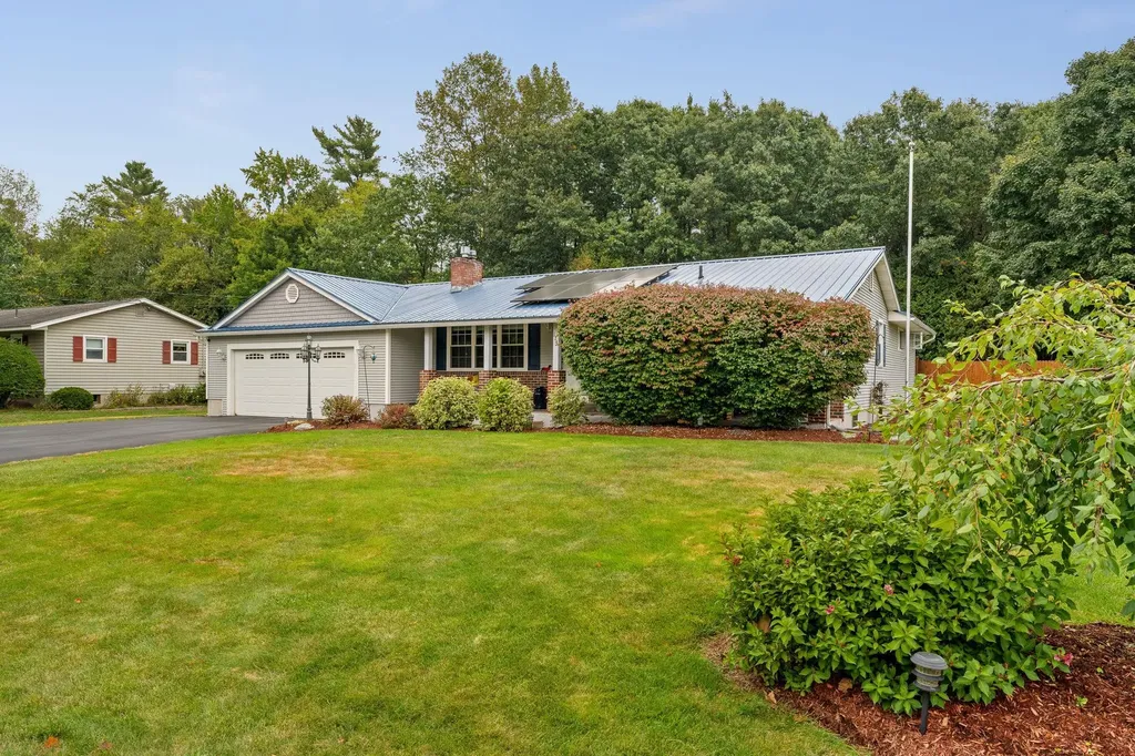 174 Cobbleview Drive Colchester VT 05446