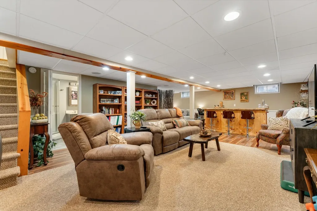 174 Cobbleview Drive Colchester VT 05446