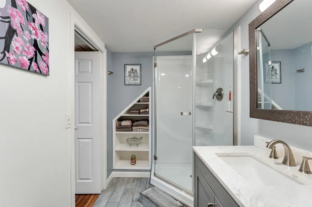 174 Cobbleview Drive Colchester VT 05446