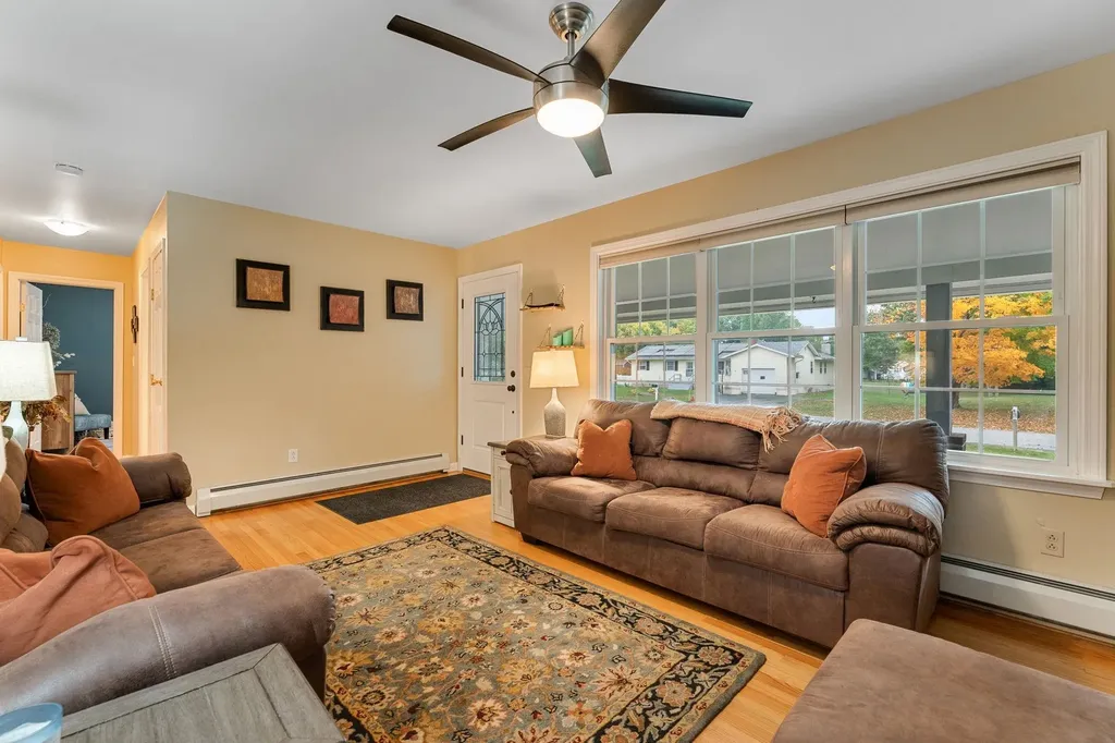 174 Cobbleview Drive Colchester VT 05446