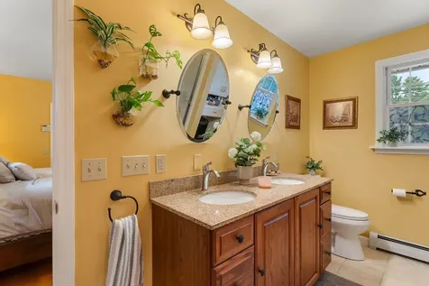 174 Cobbleview Drive Colchester VT 05446